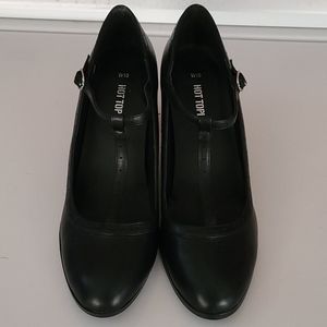 Hot Topic Black Kitten Heels Size 10